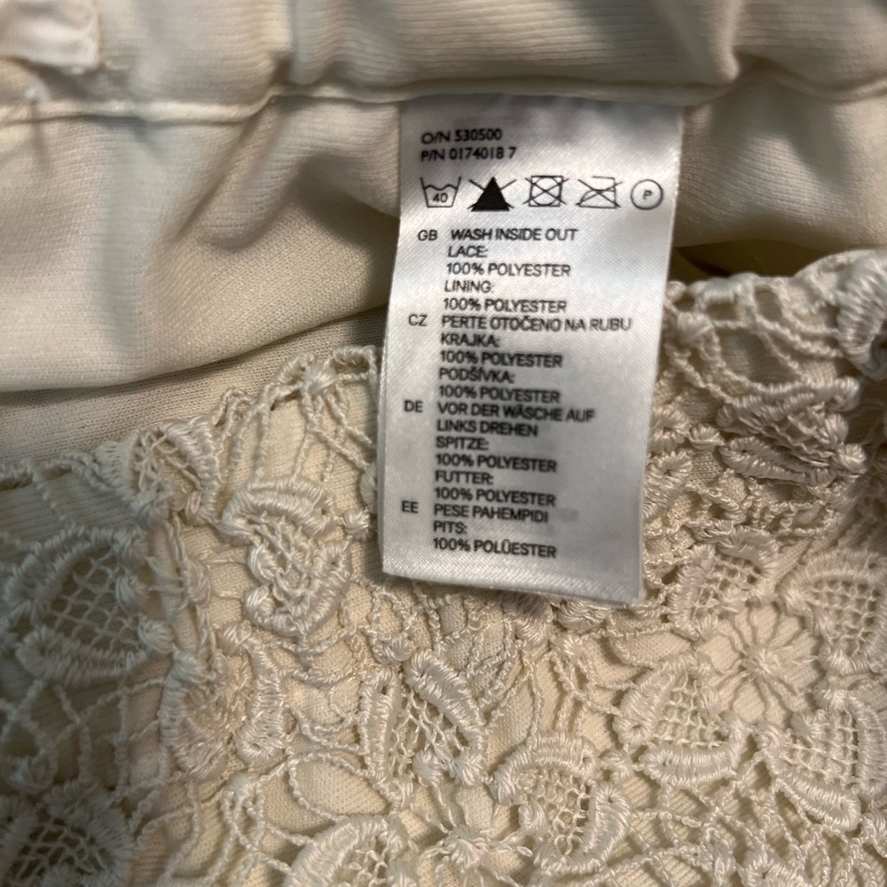 H&M Lace Crochet Floral Print Mini Skirt - Picture 7 of 8